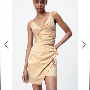 Zara Beige Striped 2 Pieces Set Mini Skirt 🤍